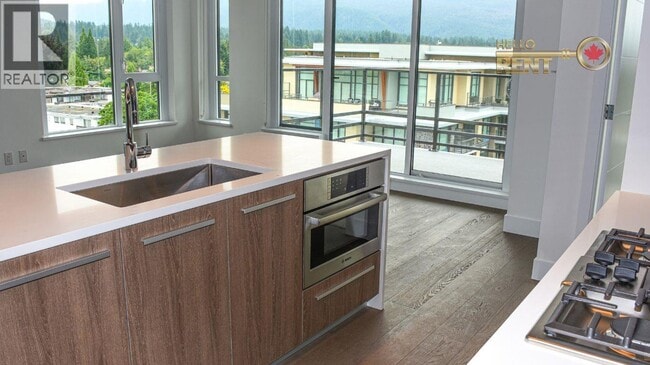 Building Photo - 2785 Library Ln