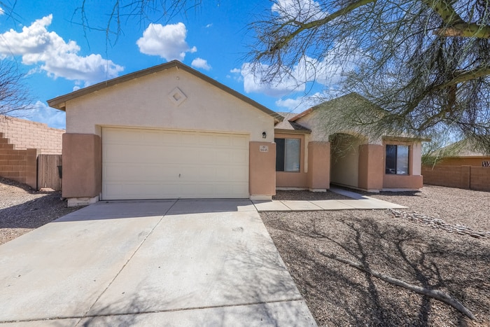 Primary Photo - Tucson, AZ - House - $1695.00 Available No...
