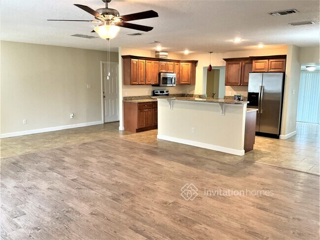 Building Photo - 2321 Carolton Rd