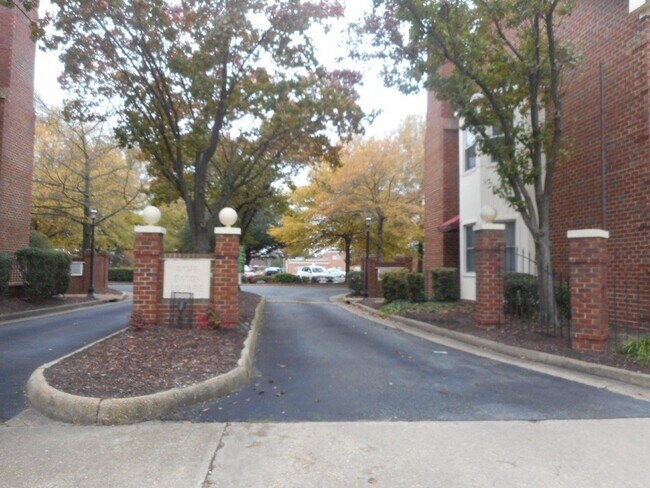 Foto del edificio - 2 Academy Ln
