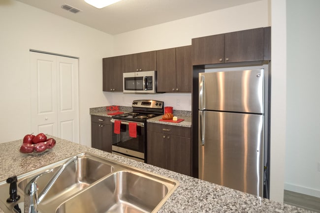 Building Photo - Torino Lakes Rental Townhomes