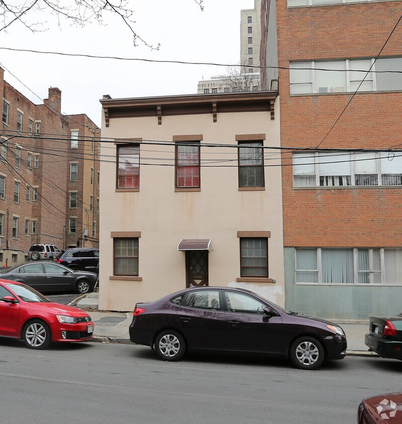 Exterior - 67 Chestnut St