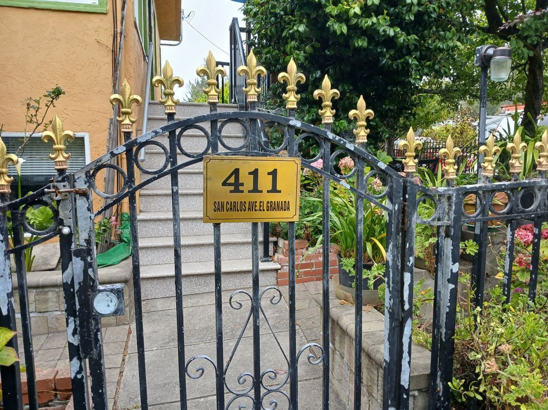 Foto del edificio - 411 San Carlos Ave