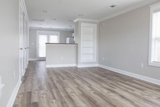 Building Photo - 1725 Harvey Mitchell Pkwy S