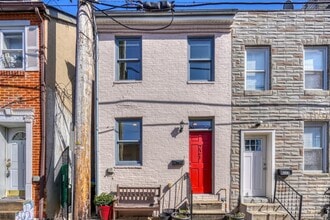 Building Photo - 221 S Durham St