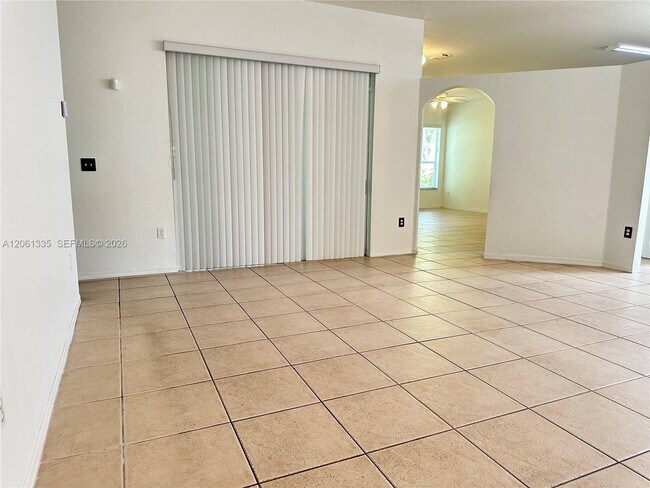 Foto del edificio - 1721 SE 17th Ave