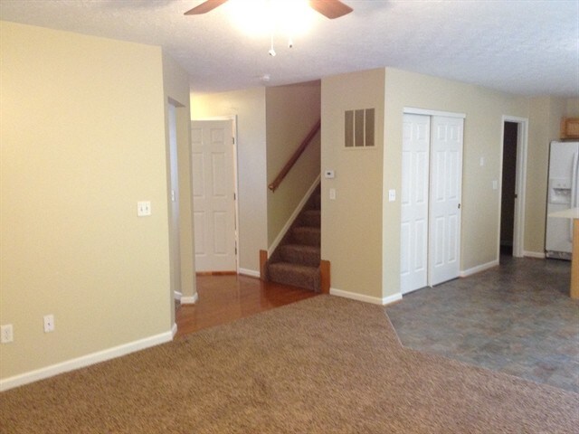 Building Photo - 2266 Siesta Drive