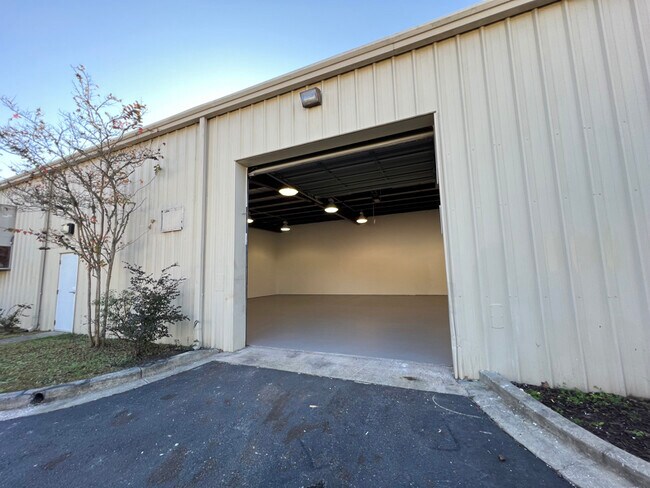 Foto del edificio - 128 Elk Dr