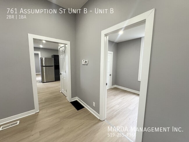 Building Photo - NEWLY RENOVATED 2 BED / 1 BATH UNIT ON ASSUMPTION + HYDRO & GAS!