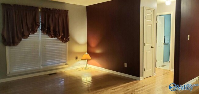 Foto del edificio - 13111 Chaney Thompson Rd SE