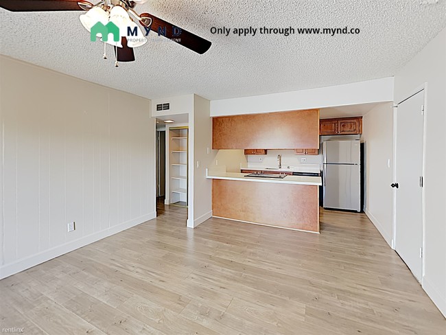 Building Photo - 2 br, 2 bath  - 6947 Greenback Ln Apt A Apt A