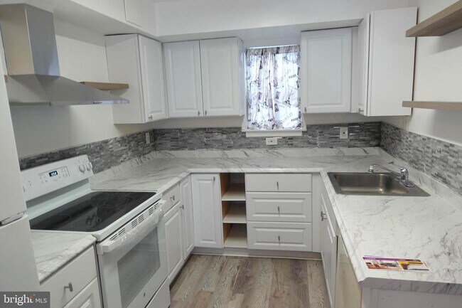 Foto del edificio - 312 Park Pl Dr