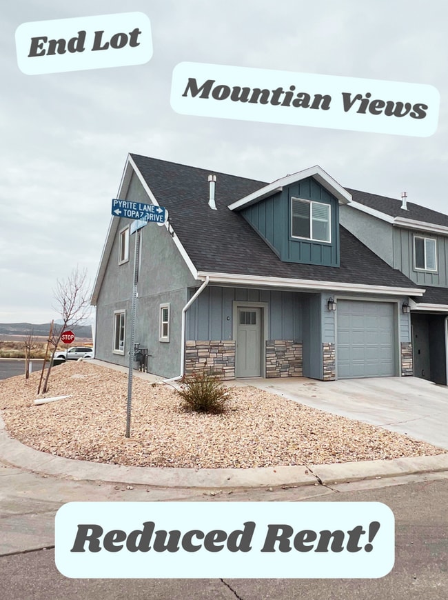 Building Photo - 1511 W Pyrite Ln