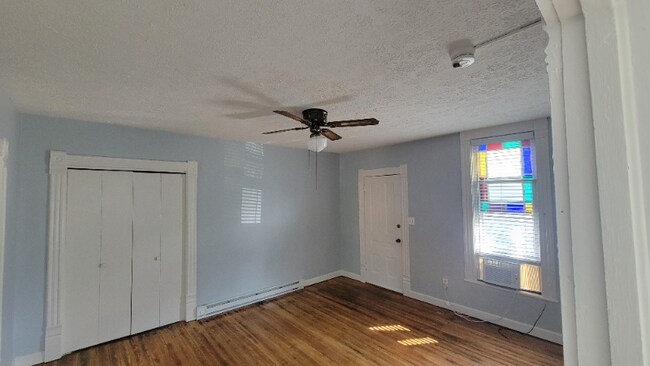 Foto del edificio - 609 E Watauga Ave