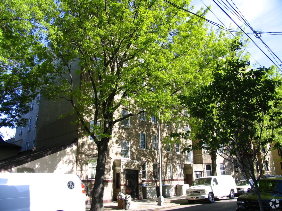 1355 Findlay Ave, Bronx, NY 10456 Apartments in Bronx, NY