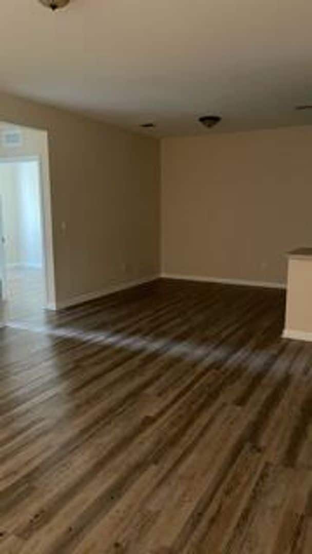 Building Photo - 3565 Forest Hill Blvd