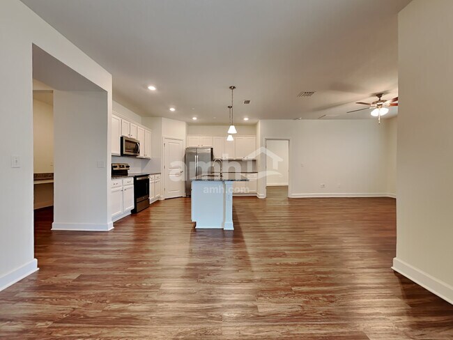 Building Photo - 11507 World Woods Court