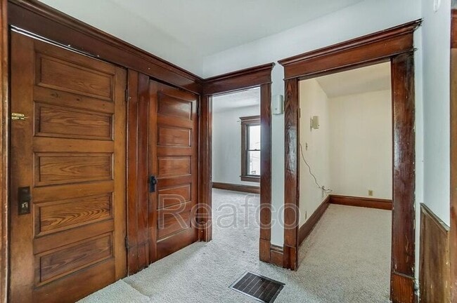 Building Photo - 888 Studer Ave