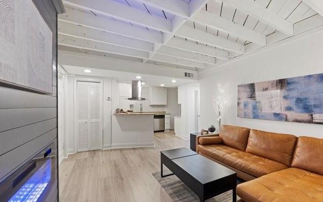 Foto del edificio - 799 Barnett St NE