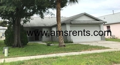 Building Photo - 7811 Turkey Oak Ln