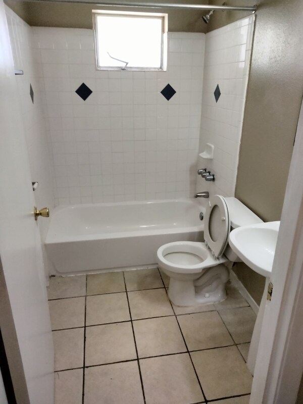 3701 Sleeper Ave Unit 12, Waco, TX 76707 Room for Rent in Waco, TX