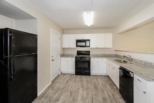 Foto del edificio - 800 Plaza Dr