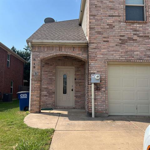 Building Photo - 813 Parkplace Ridge
