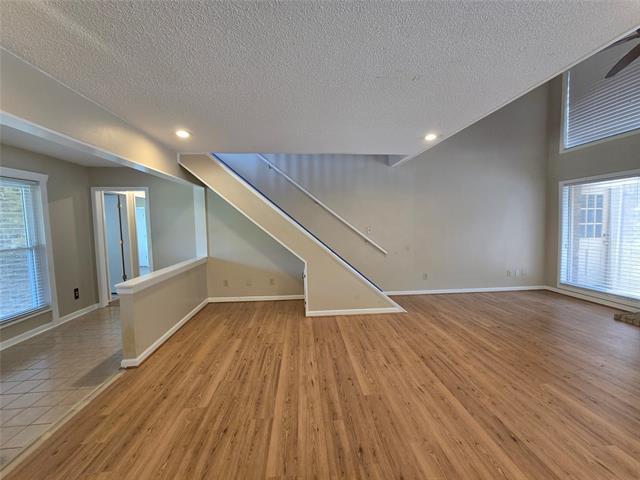 Foto del edificio - 3105 Copper Creek Dr
