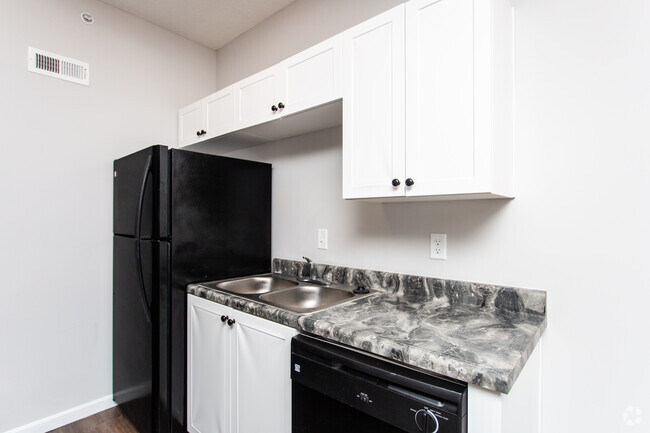 1BR, 1BA - 680 SF - Jefferson Pointe