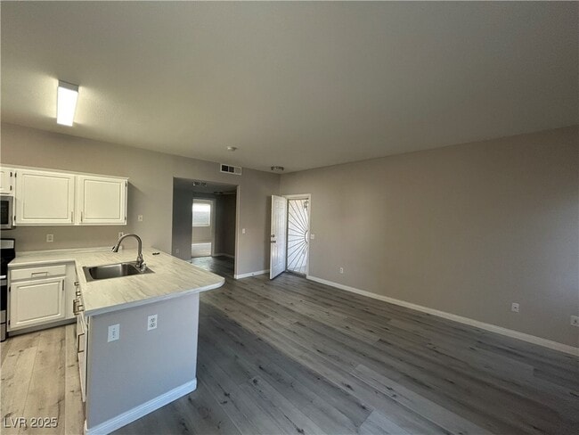 Foto del edificio - 855 N Stephanie St
