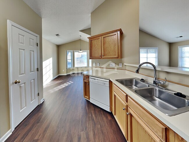 Foto del edificio - 433 Stoney Run Dr