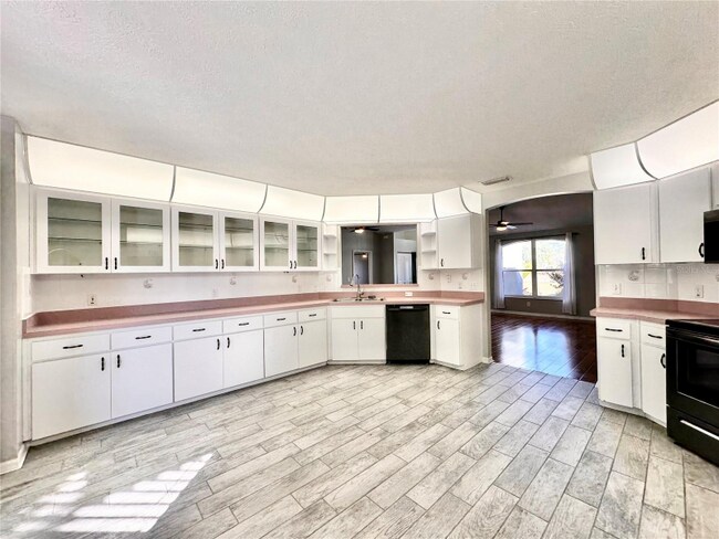 Building Photo - 1780 S Hoylake Terrace