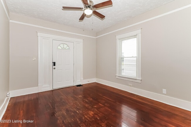 Foto del edificio - 1714 W Hill St