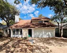 Building Photo - 7613 Navarro Pl