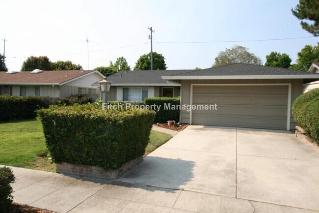 Foto del edificio - 1162 W McKinley Ave