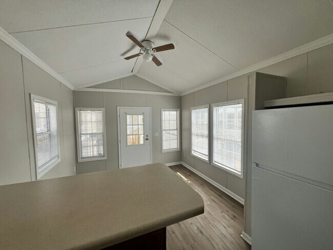 Foto del edificio - 1113 Chicago Bulls St