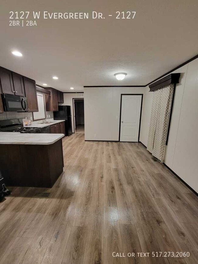 Building Photo - 2 Bedroom / 2 Bath  Brand New Mobile home ...