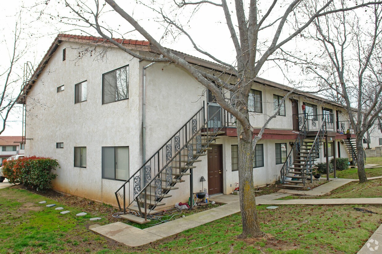 Building Photo - 1313 Lancers Ln