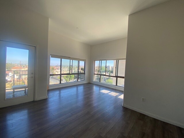 Building Photo - 600 N Atlantic Blvd