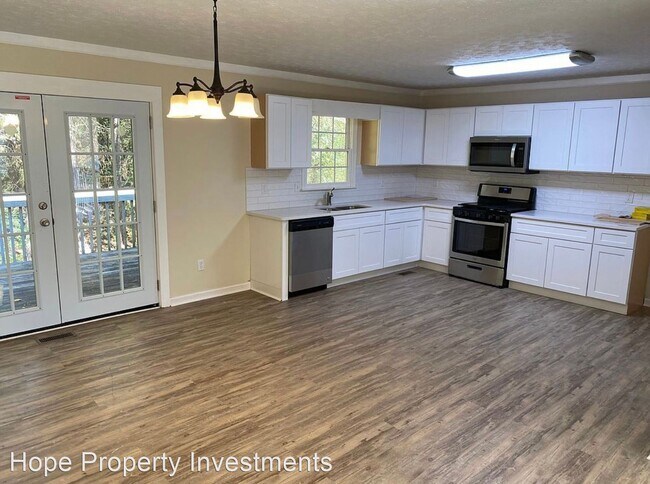 Building Photo - 5 br, 3 bath House - 115 Aspen Lake Dr West