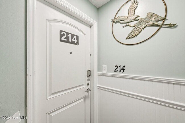 Foto del edificio - 1175 Beachview Dr N