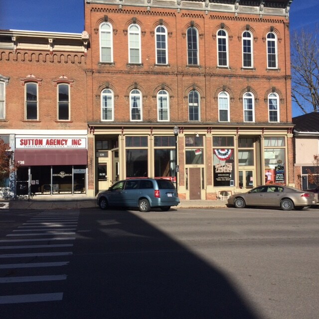 Building Photo - 140 E Main St