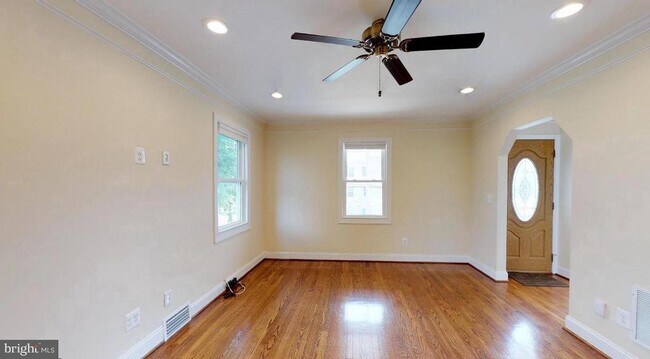 Foto del edificio - 2508 S Kenwood St