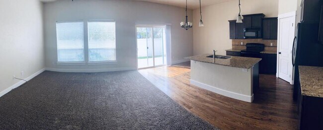 Building Photo - 10311 W Dover Heights Ct