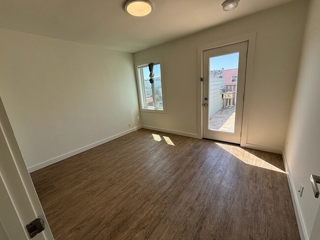 Building Photo - 265 Lobos St