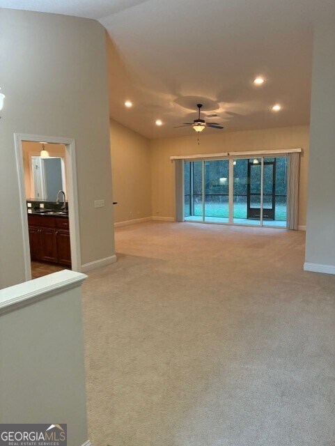 Foto del edificio - 216 Holm Pl