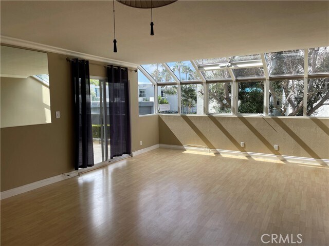 Foto del edificio - 250 The Village