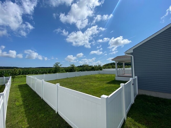 Building Photo - 28487 Hawthorne Trl