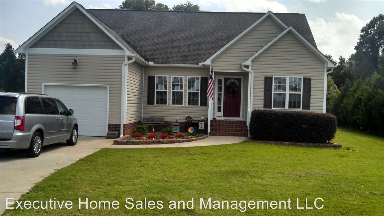 31 Herself Cir, Princeton, NC 27569 House Rental in Princeton, NC