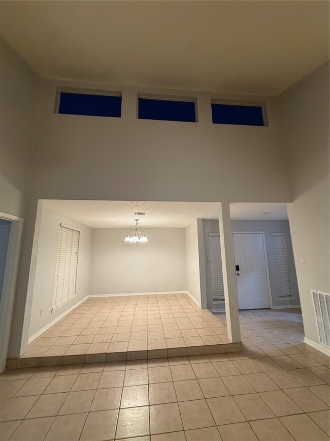 Building Photo - 16503 Gaeldom Dr